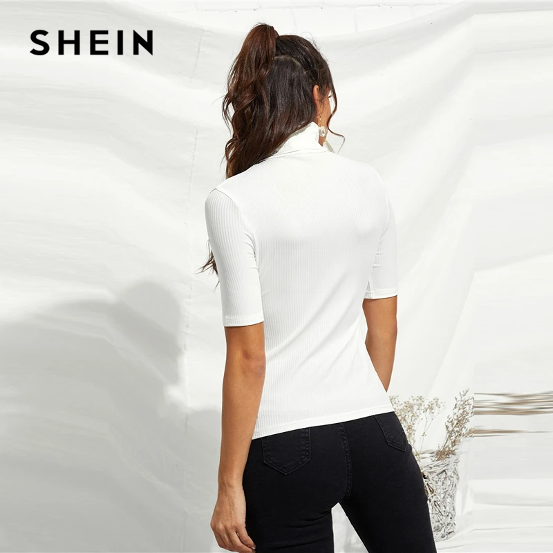 SHEIN Тркотажный Топ В Рубчик С Коротким Рукавом Белый Топ С Высоким Воротником