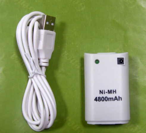 Черный/белый перезаряжаемый аккумулятор 4800 мАч с usb кабелем для зарядки