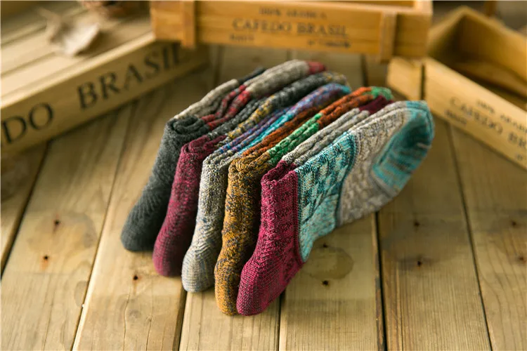 Харадзюку весна осень толстые Нитки цвет соответствия ЖАККАРДОВЫЕ мужские носки средней длины Повседневные Носки мужские хлопковые носки