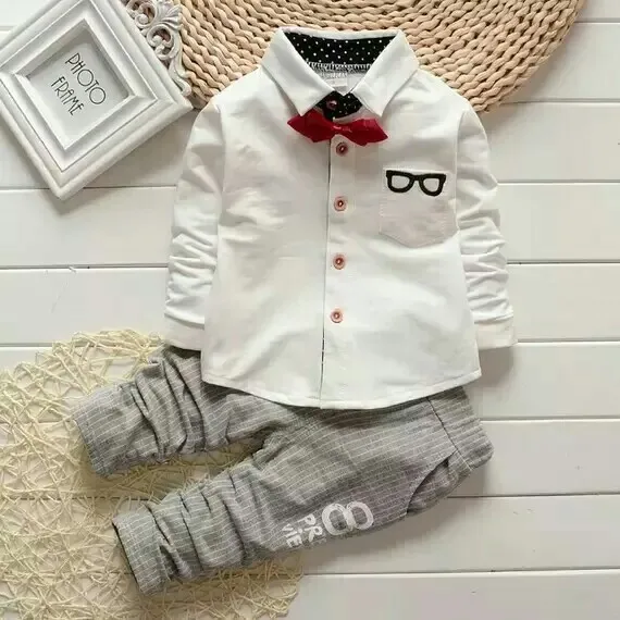 Одежда для маленьких мальчиков bebes Модный Топ с длинным рукавом и клетчатые