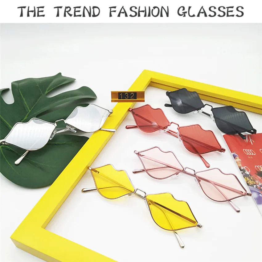 MISM Sexy Lip Shape Sunglasses Women Cute Metal Frame Sun Glasses Party Ladies Oculos Gafas De Sol Mujer Okulary Zonnebril Dames |