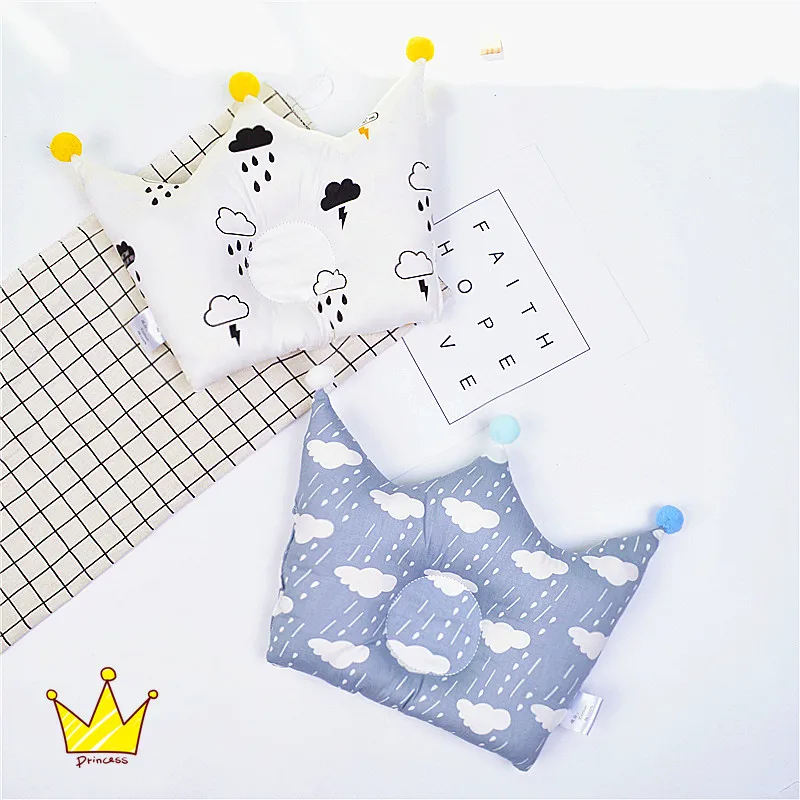 Baby Shaping Pillow Prevent Flat Head Infants Crown Dot Bedding Pillows Newborn Boy Girl Room Decoration Accessories 0-24 Months | Мать и