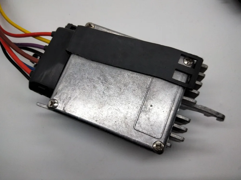 Модуль управления охлаждающим вентилятором SMD Radiato для Audi A6 C6 Skoda Octavia 2 0 TDI/TFSI 4F0959501E