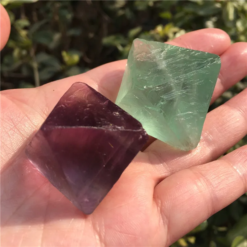 2 шт. Красивая природная флюоритовая Хрустальная камень Octahedron сырой образец