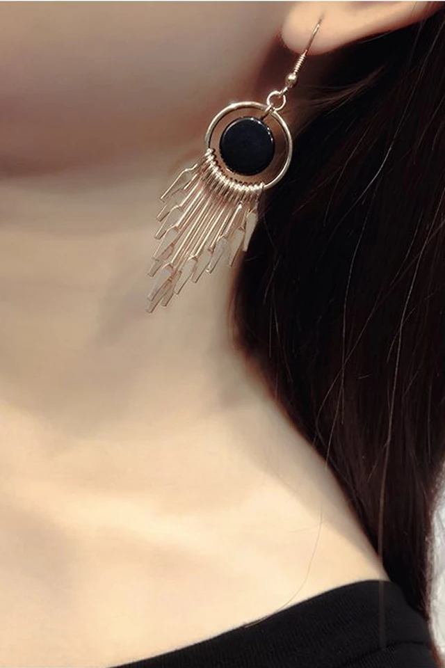 Серьги с кисточками женские Круглые черные корейские популярные золотые