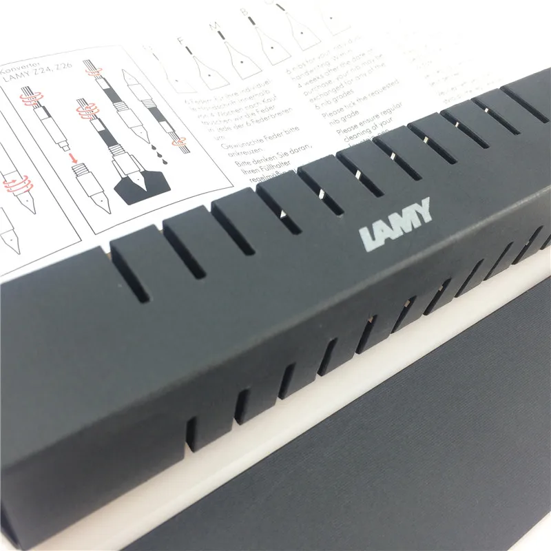 5 шт./лот Оптовые Лами Ролика Шариковая Ручка Случае Коробки Safari Чехол Pen Canetas 16