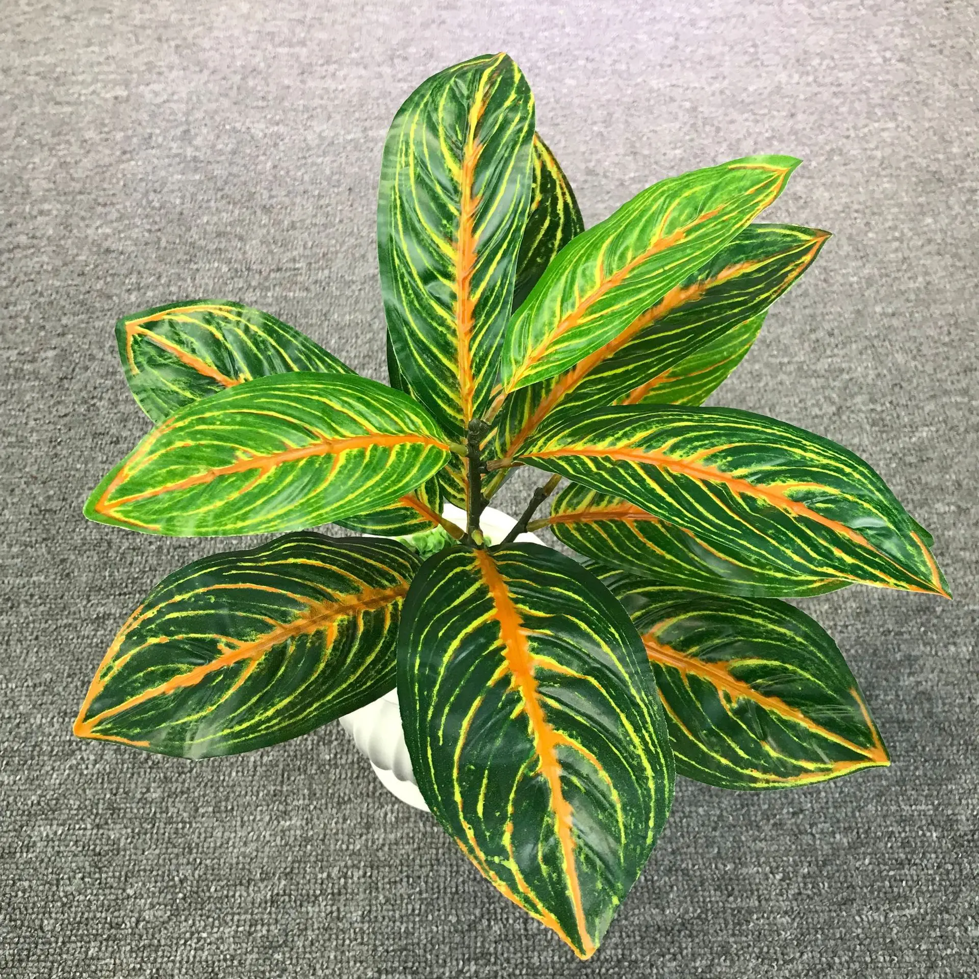 Короткое дерево одного цвета зеленый павлин бамбуковый плот искусственное