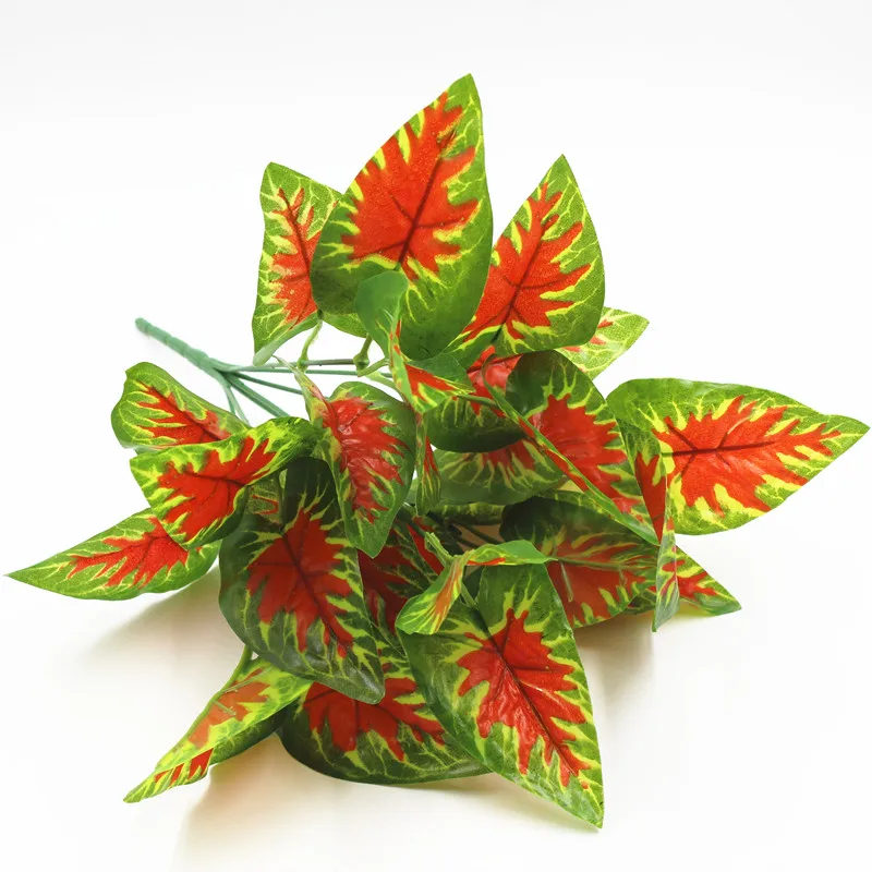 Пластик поддельные растения Красный Таро искусственное растение с листьями для