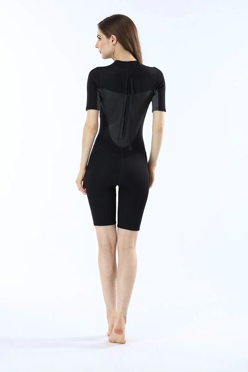 

Neoprene 2MM ladies short sleeved shorts diving suit surfing suit warm outdoor diving suit female new arrival