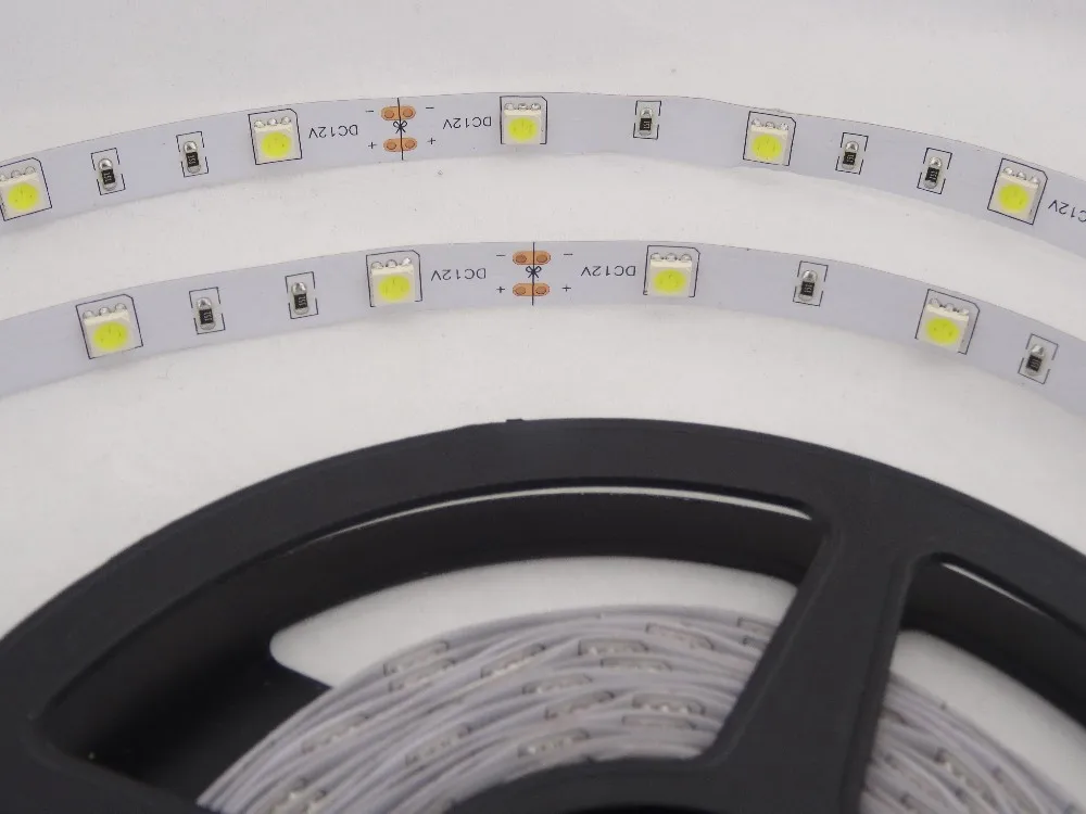 Высококачесветодиодный светодиодные ленты 5050 5 м 150 RGB красный синий зеленый