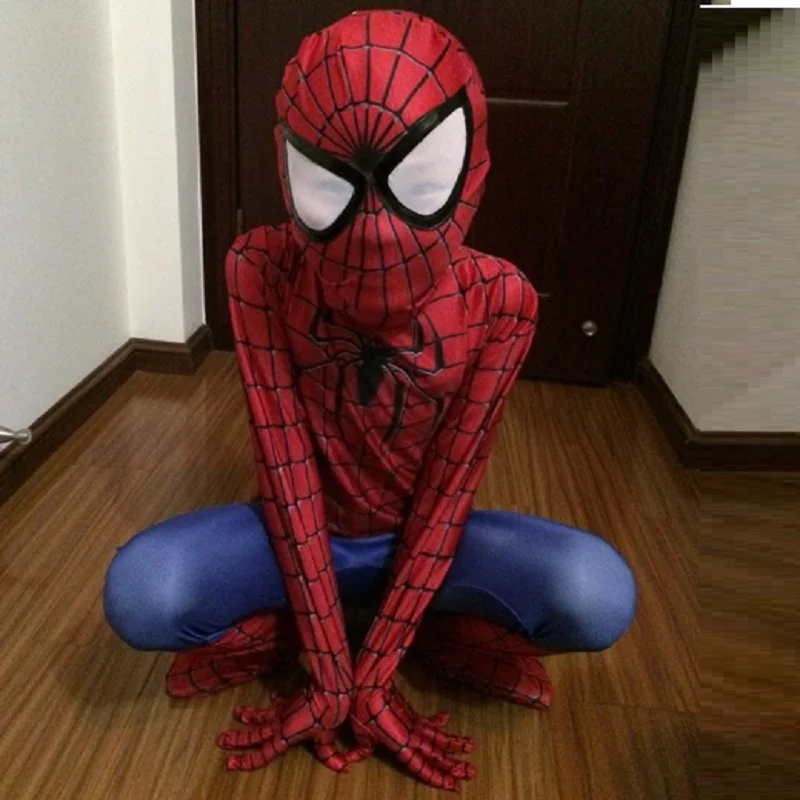 С героями комиксов Марвел Легенд &quotЧеловек-паук&quot для выпускного вечера костюм