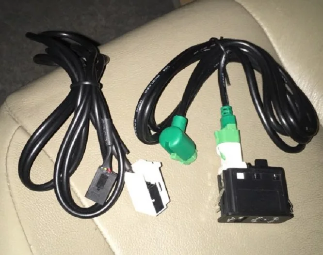 

Audio AUX-IN/USB Switch Socket For MINI COOPER E90 E60