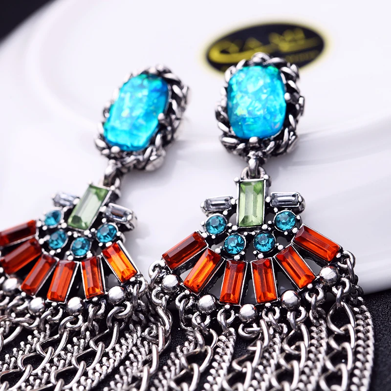 Крупные большие серьги в этническом стиле цветные яркие с кристаллами и цветами