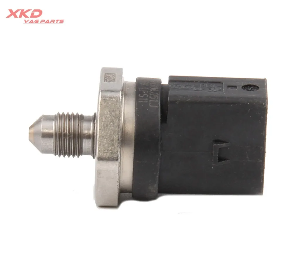 

Single Fuel Pressure Sensor For V-W Golf AU-DI A4 Allroad Quattro A5 S5 A8 S8 Q5 06H 906 051 F