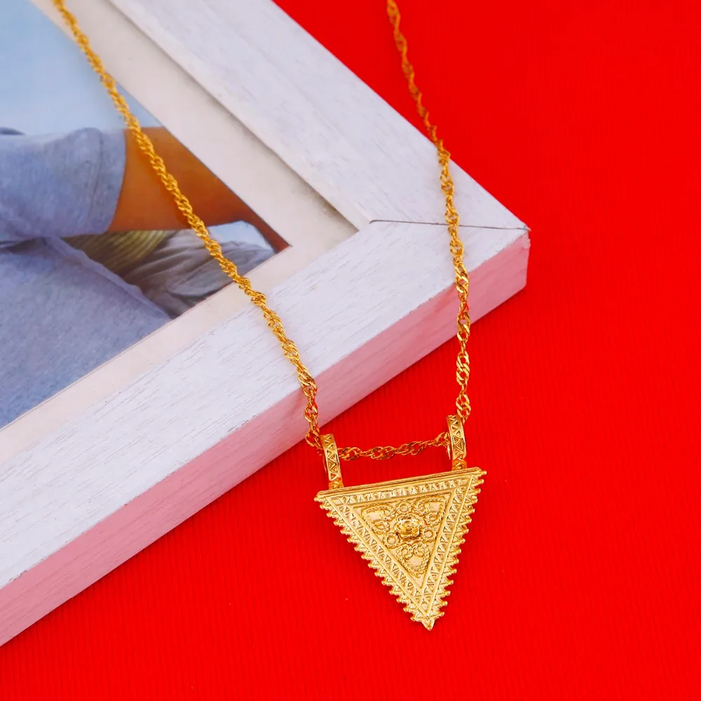 Женское Драгоценное кольцо | Украшения и аксессуары