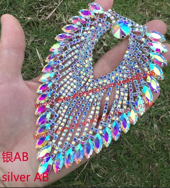 silver AB Высокое качество AB стекло кристалл сердце аппликация для сумки украшения V Форма Золотые стразы декольте для одежды платье аксессуар - Цвет: silver AB