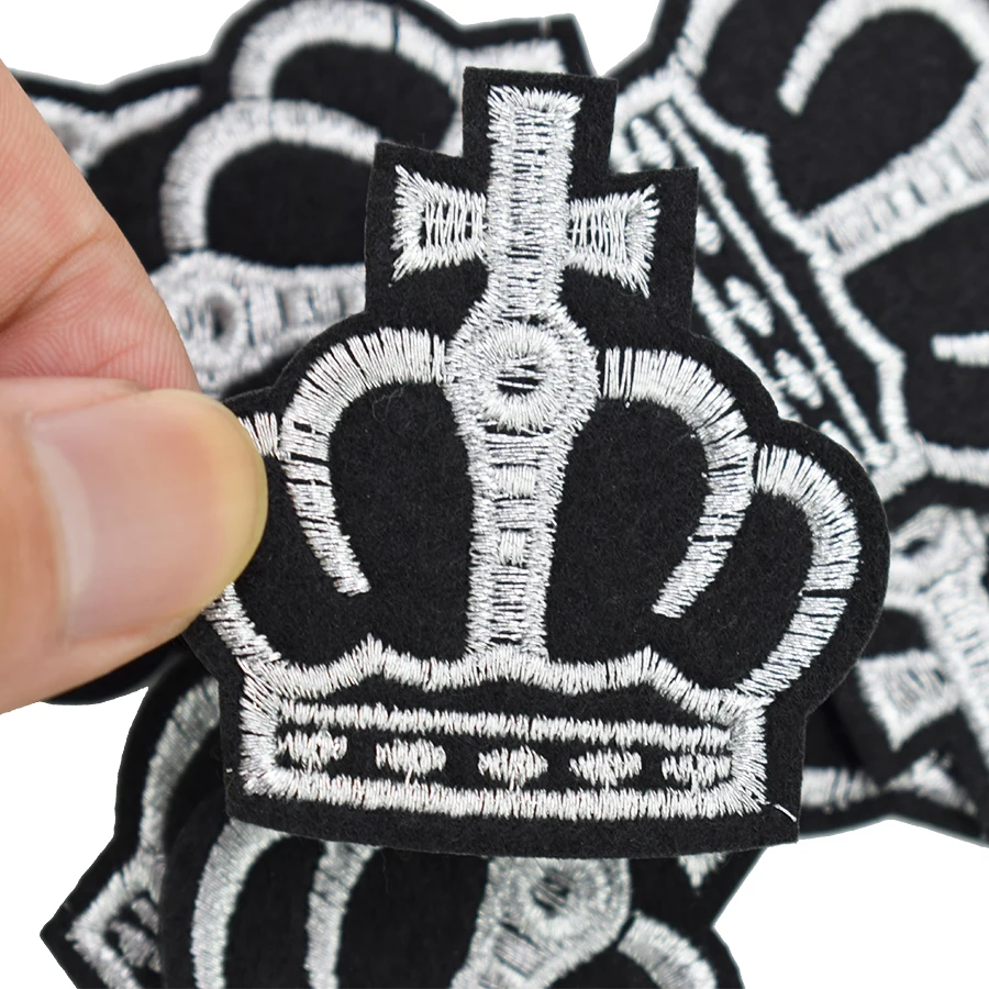 10 шт. нашивки для одежды в виде короны черно-белая вышитая аппликация