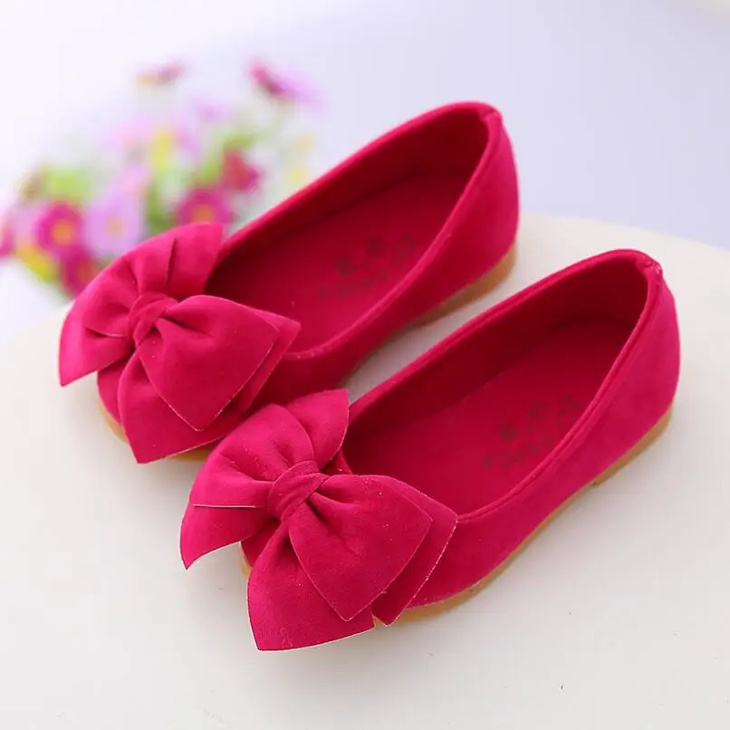 Туфли для маленьких девочек мягкие однотонные без застежки на плоской подошве с