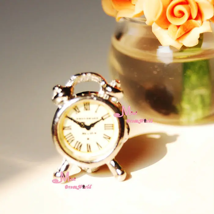 Dollhouse Miniature Living Room A Metal Silver Alarm Clock Height 1.5cm | Игрушки и хобби