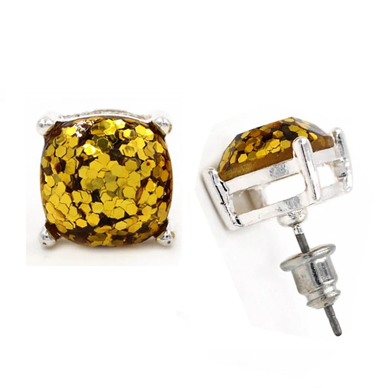 

Hot Selling Glitter Stud Earrings Shinny Cushion Cut Statement Post Ear Studs Cute Earrings For Women Stud Fashion Jewelry
