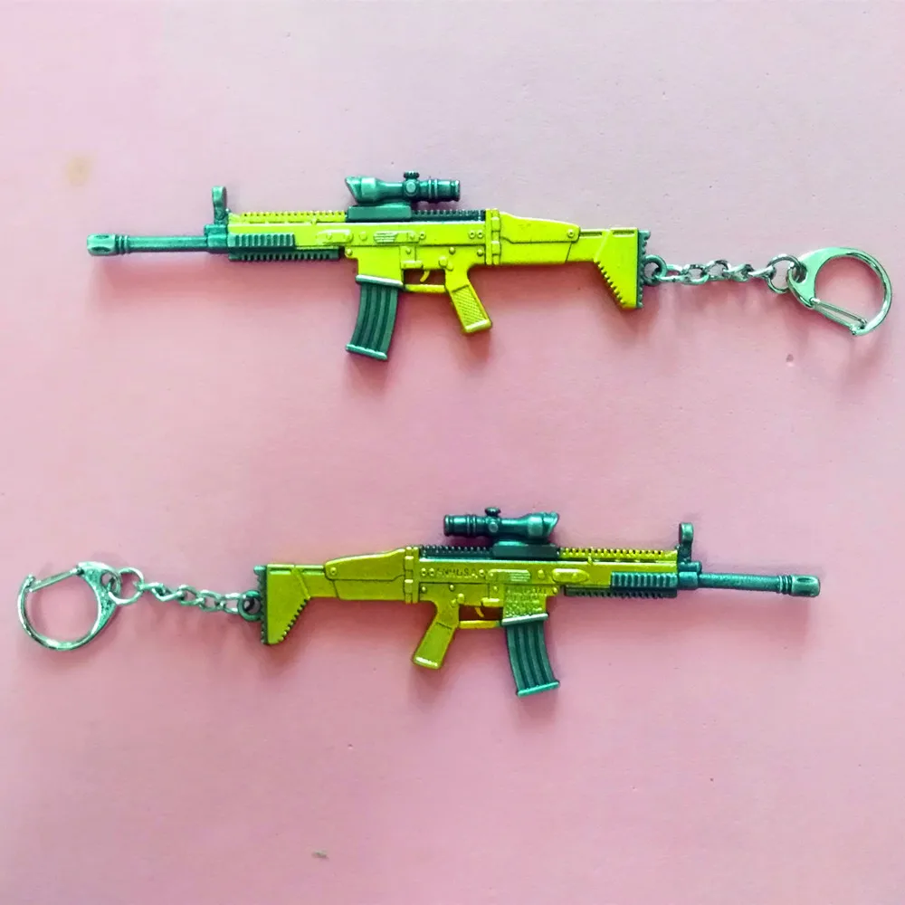 SCAR-L 300 шт. 12 см PUBG игра CS брелки 98 K, UMP9, M4, AWM брелок в виде меча пистолет модельный брелок в форме оружия подвеска подарки - Цвет: SCAR-L