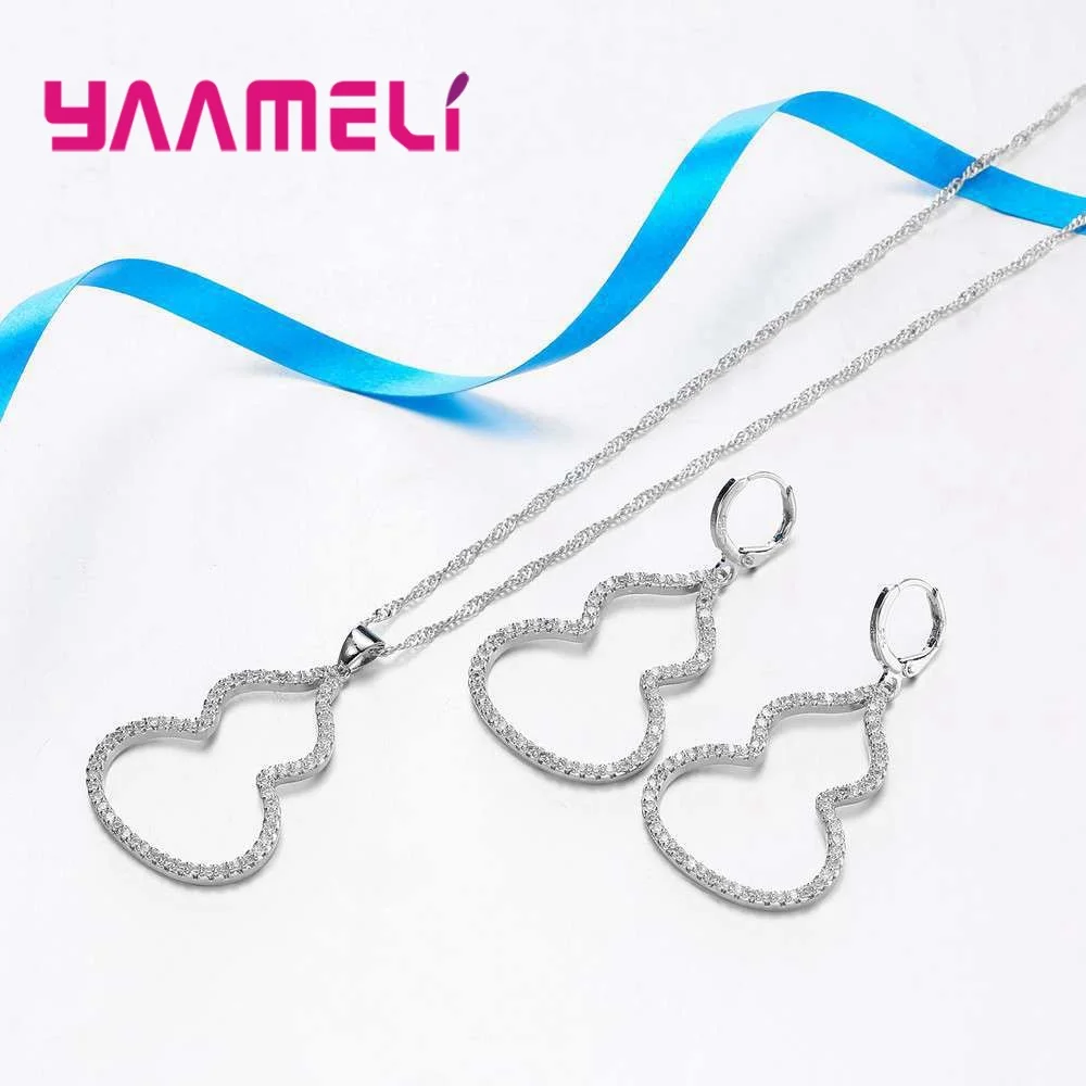 Женский ювелирный комплект из колье и серёг серебра 925 пробы