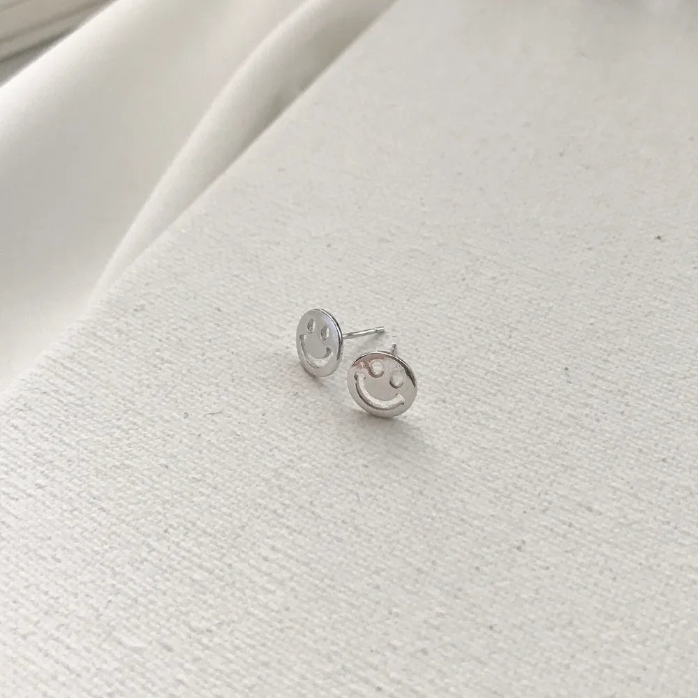 Серьги из стерлингового серебра 925 пробы Простые полые серьги-гвоздики со