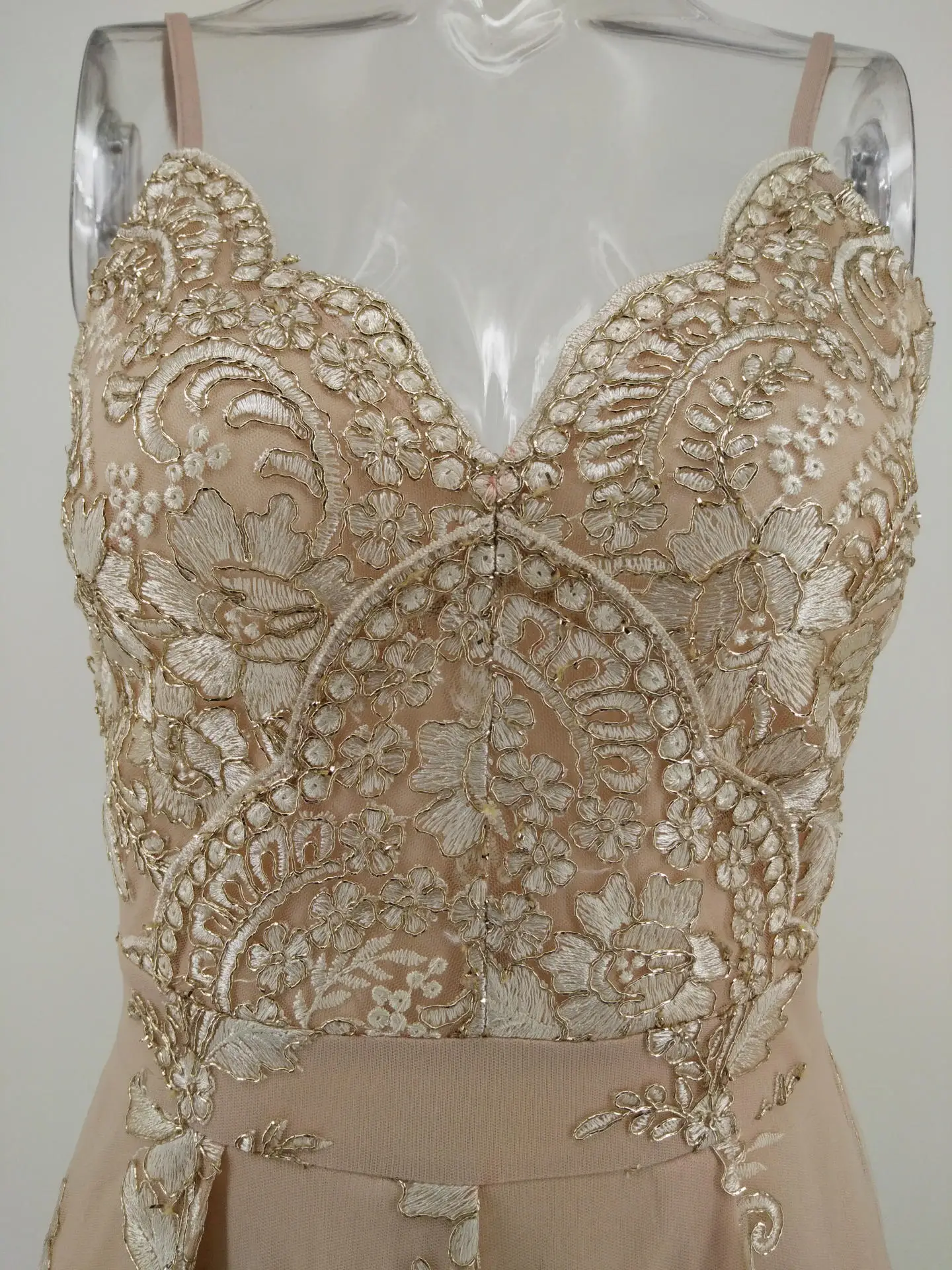 Летнее Повседневное платье на бретельках с цветочной вышивкой винтажное