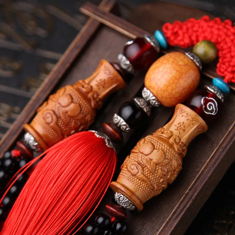 

Boutique hot key ring car pendant safe vase high-grade mahogany car ornaments engraved car engraved car hanging