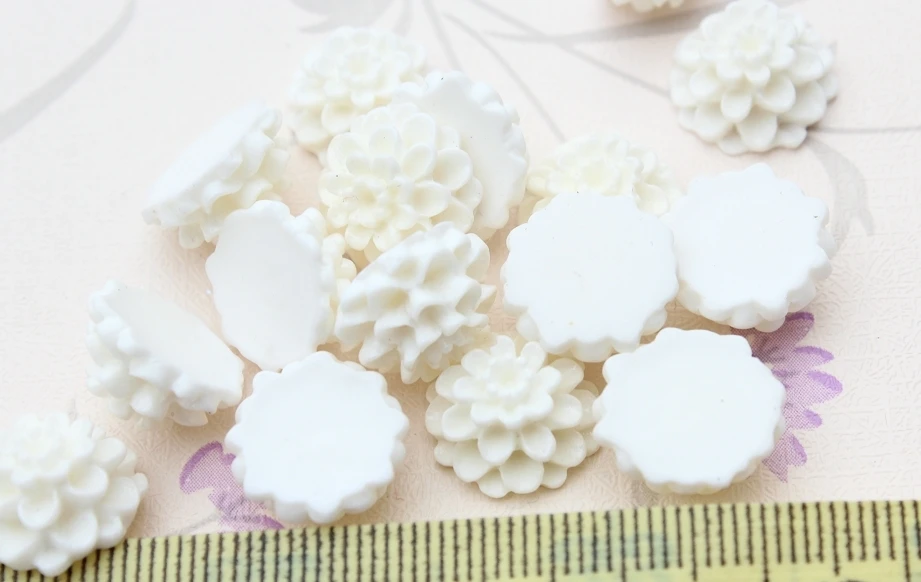 

300pcs resin Flower Cabochons - Dahlia 14mm - White