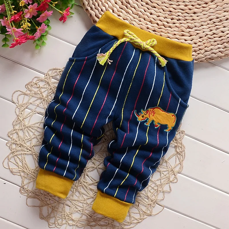 Новинка 2018 года сезон осень зима теплые детские брюки в полоску с рисунком из