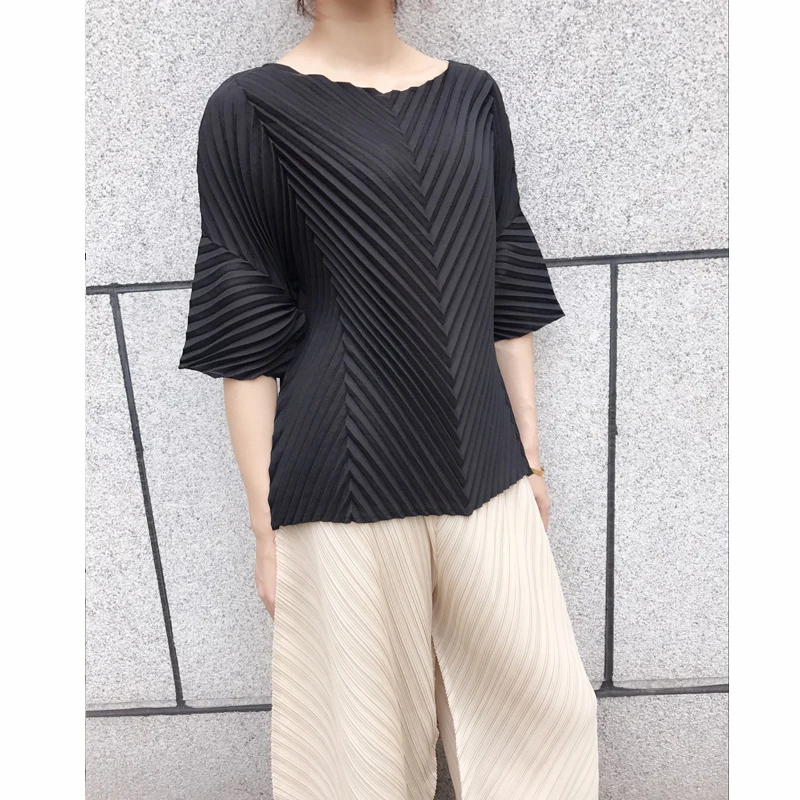 Black Changpleat, новинка, Женская свободная футболка, топы, Miyak, плиссированная, модный дизайн, Круглый ворот, одноцветная, неровная, большой размер, женские футболки, T956 - Цвет: Black