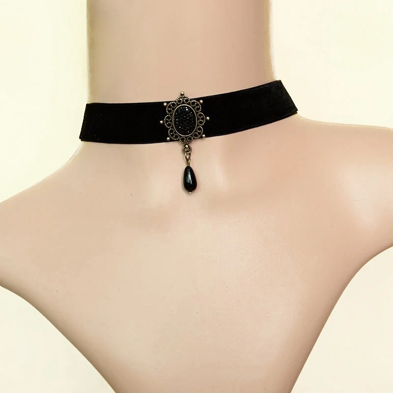 Женские Готический бронзовый сплав цветочный черный горный хрусталь бисера