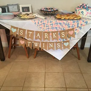 Пользовательское имя Близнецы дважды благословил baby shower в декорированном