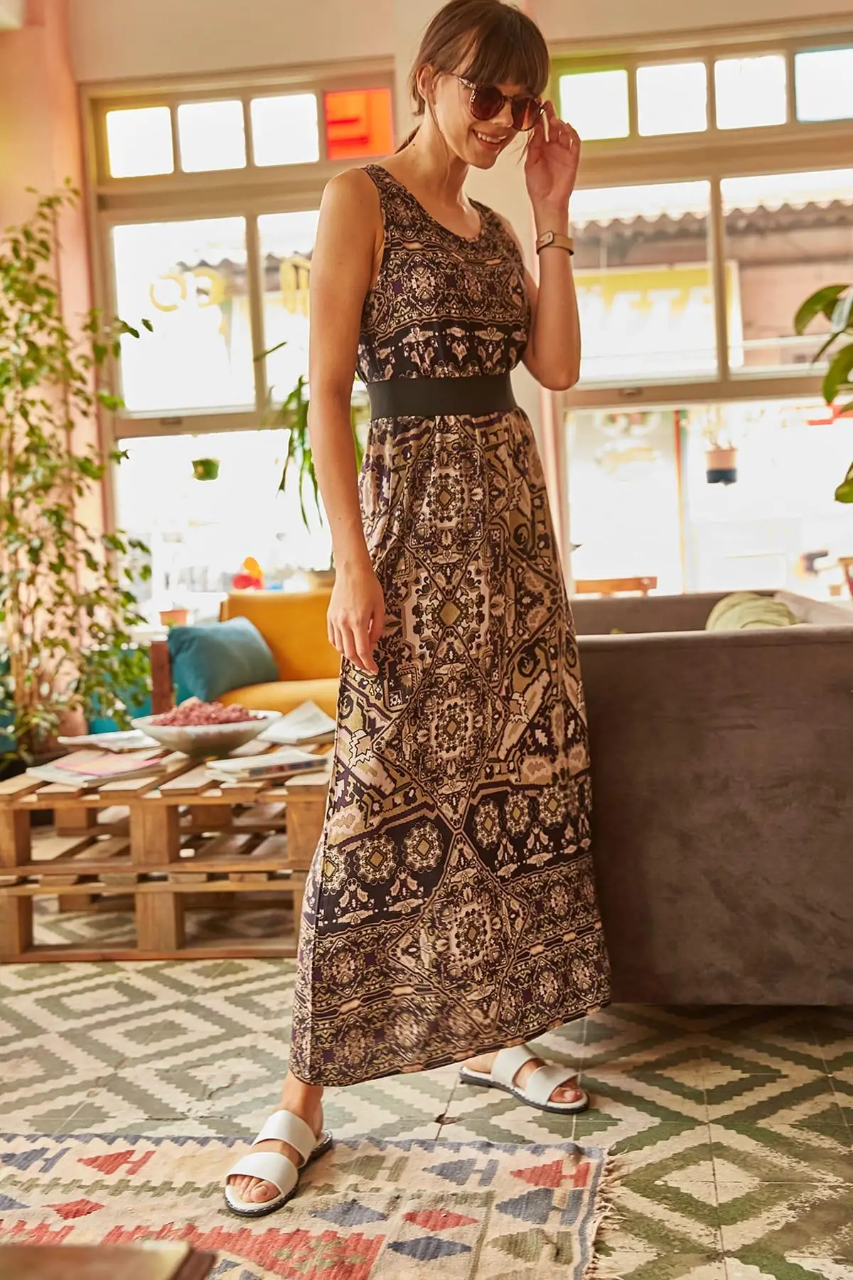 Женское платье в этническом стиле приталенное без рукавов ELB-19000509 | Женская