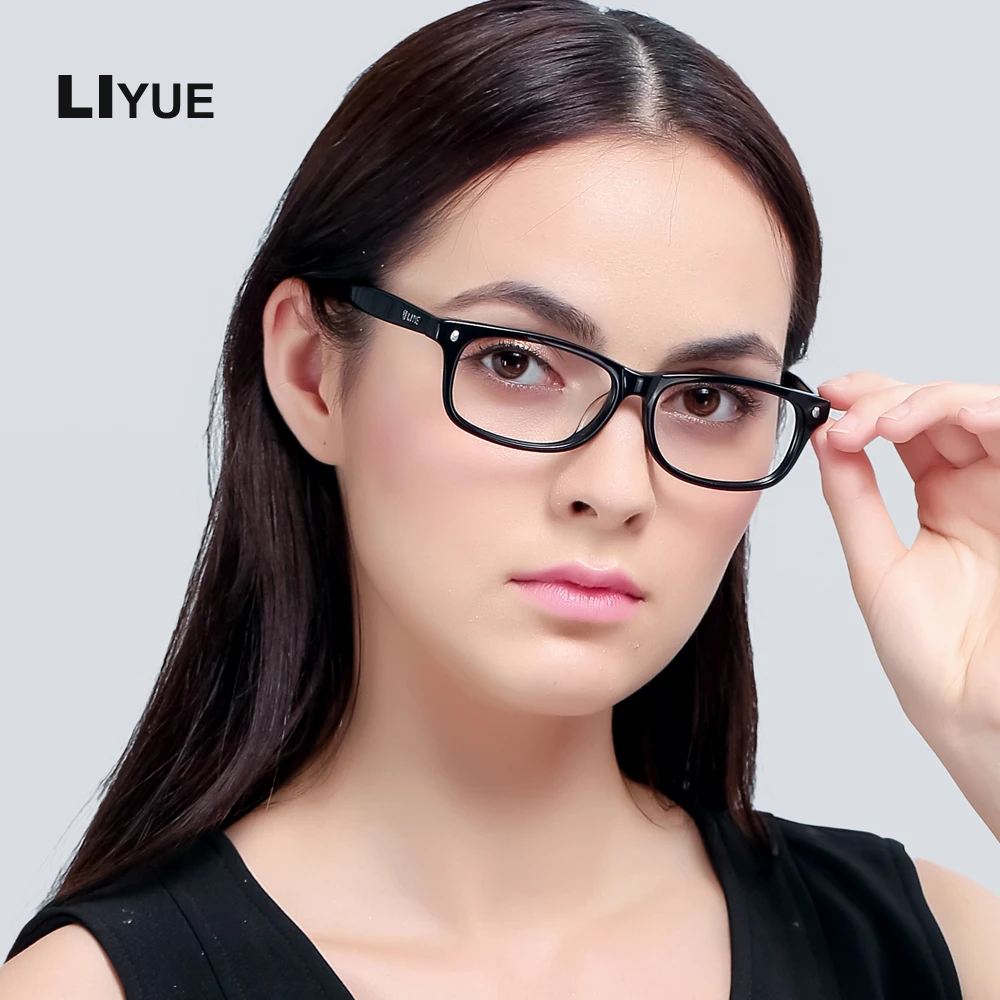Сколько стоит заказ очков для зрения. Стильные очки для зрения. Оправы для очков женские для зрения. Квадратные очки женские для зрения. Очки для зрения женские прямоугольные.