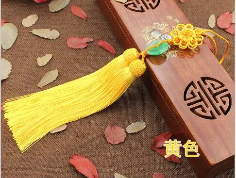 yellow 1 шт. новые высококачественные кисточки 33 см длинный кулон нефрит Китайский узел кисточкой кулон Нефритовая кисточка означает мир - Цвет: yellow