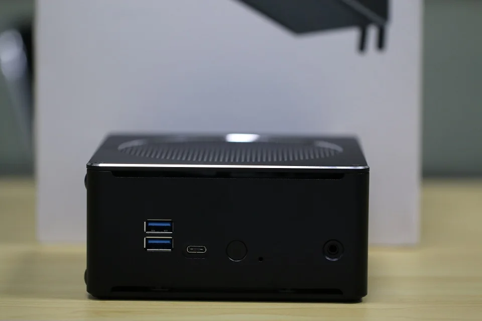 Причастником игровой компьютер DDR4 Intel i9 8950HK i7 8750H i5 6 Core 12 потоков 12 м кэш 14 нм Nuc Мини ПК Win10 HDMI AC WiFi BT