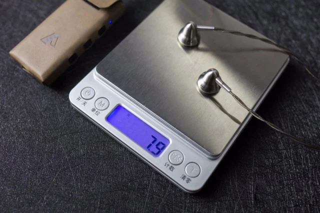 Фото Ksearphone Bell-Ti 2 5 мм сбалансированная версия наушников DJ Bass металлические наушники HIFI Ksearphone Bell-Ti 2 5 мм сбалансированная версия наушников DJ Bass металлические наушники HIFI