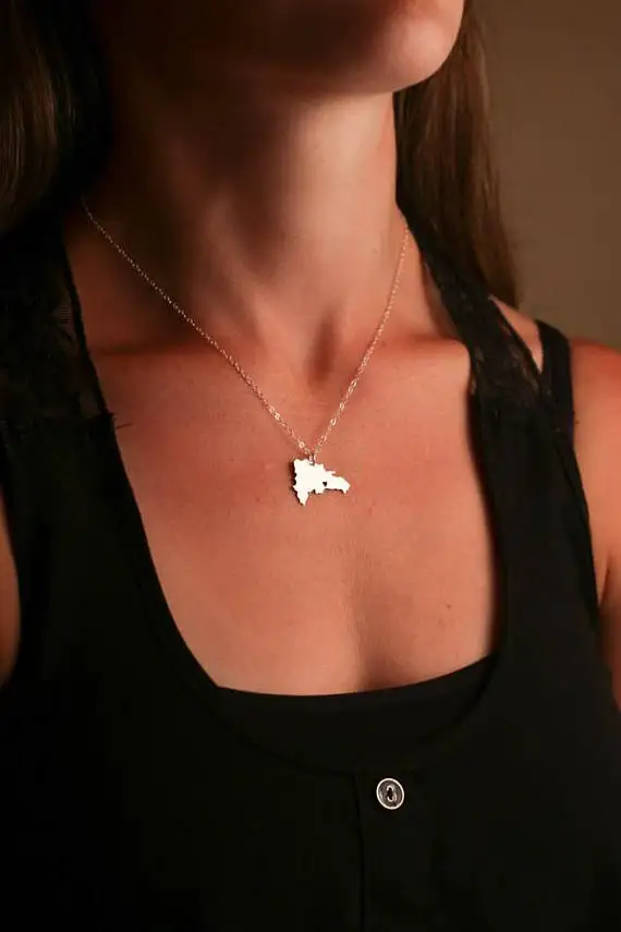 Медное ожерелье в Доминиканской Республики с возможностью выбора