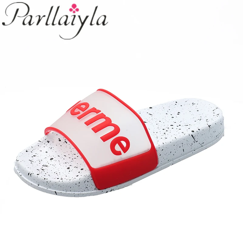 Женские шлепанцы на плоской подошве удобные без задника мягкой 1 размер меньше 3