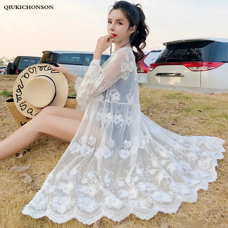 

Women Long Lace Cardigan Summer Bohemian Kimono Beach Cover Ups Flower Embroidery Long Flare Sleeve Lace Blouse chaqueta mujer