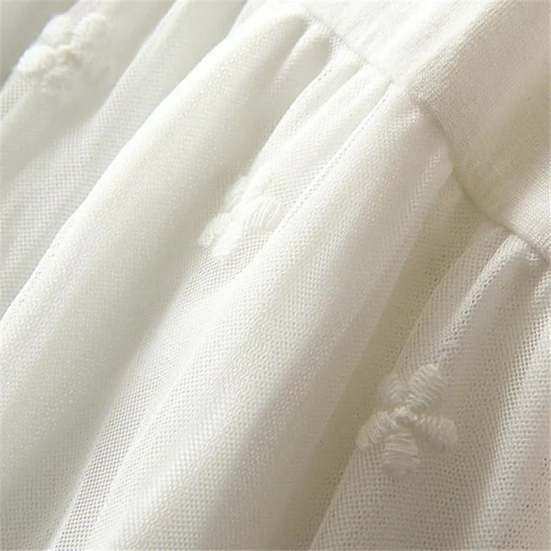 Женское Сетчатое платье на тонких бретельках базовое с кружевной вышивкой весну