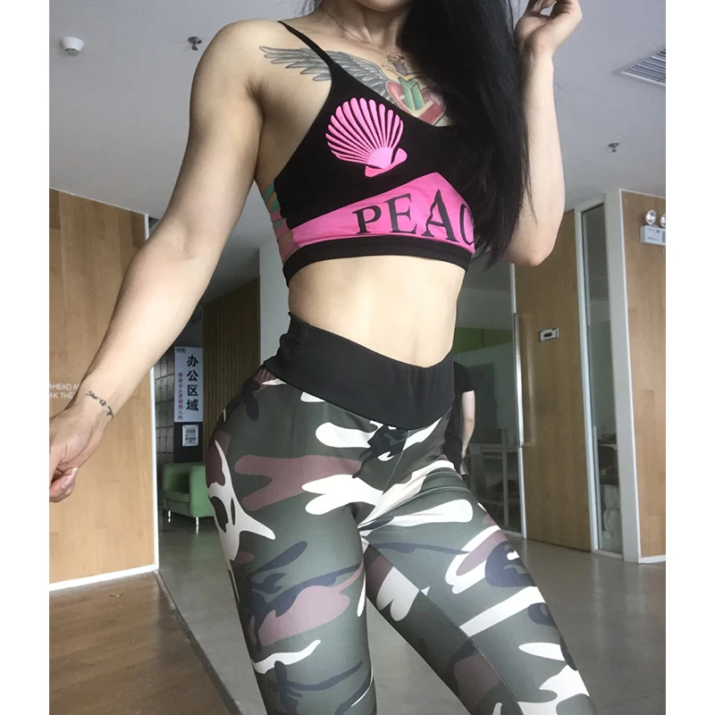2018 New Camouflage Print Sport Pants Push Up Capris Calf Length Sport Leggings Women Fitness Gym High Waist Slim Yoga Pants