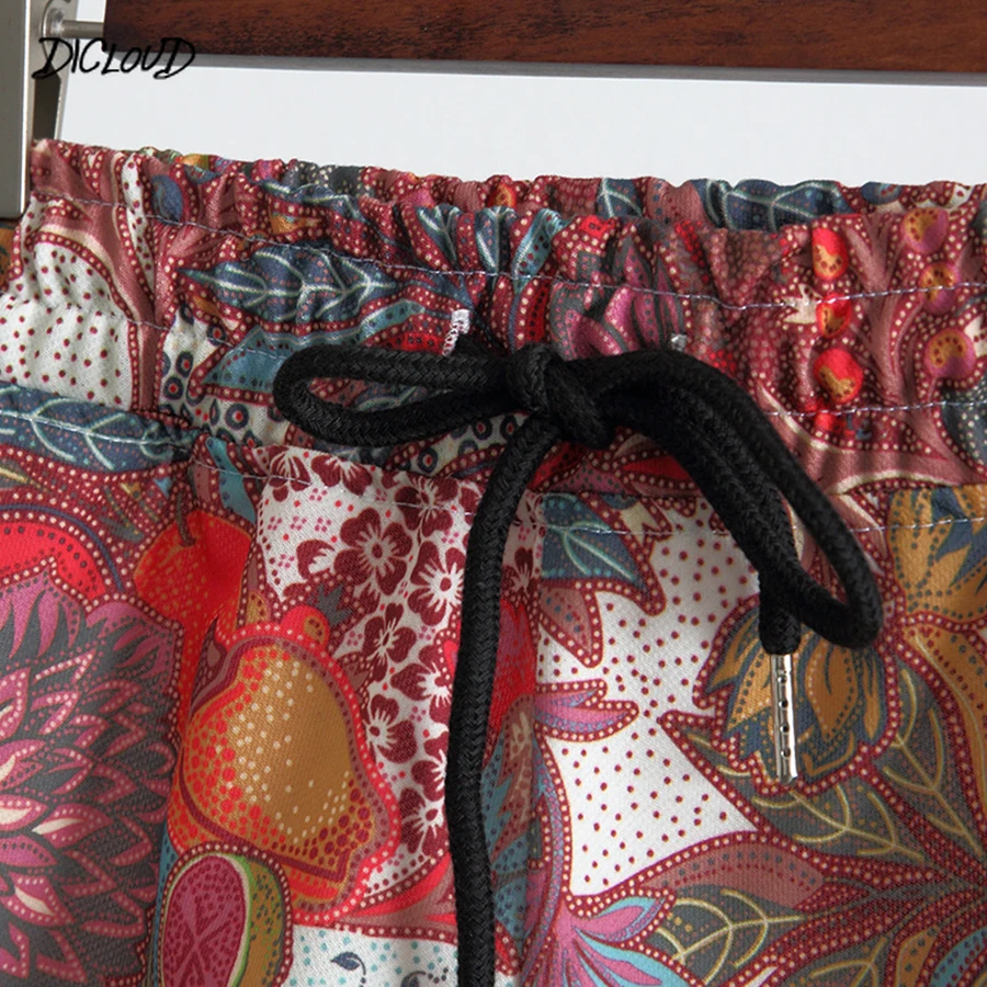 Шорты женские с цветочным принтом модные эластичные приталенные в полоску со