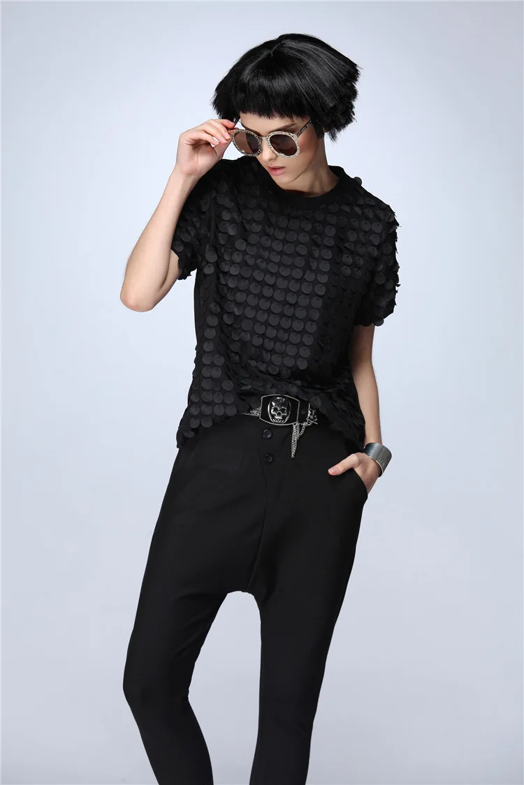 Женская шифоновая футболка с короткими рукавами черная свободная 3d декором лето