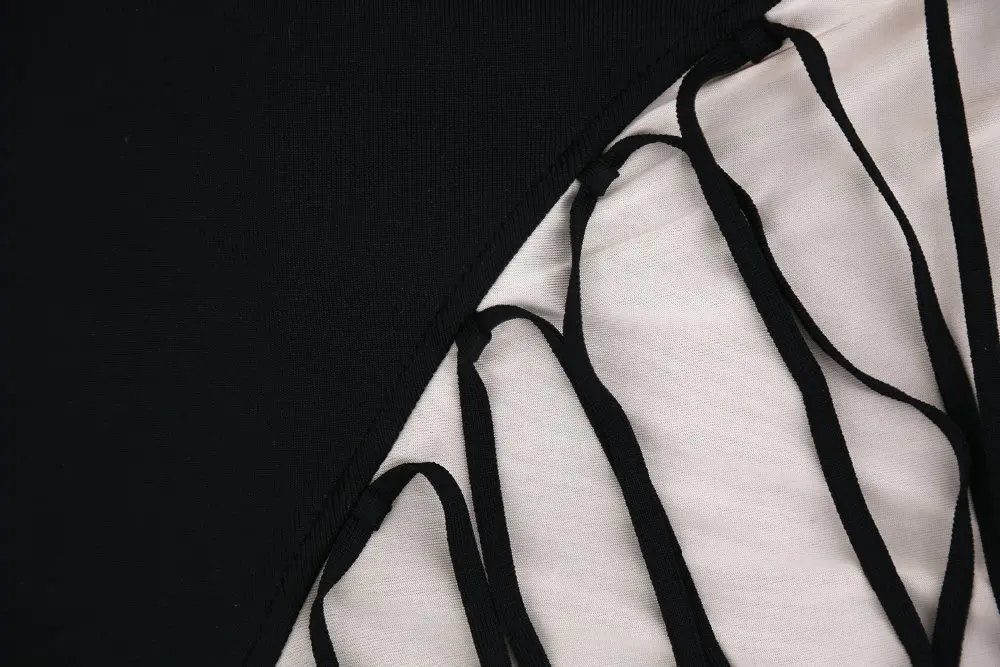 Платье для вечеринки женское летнее черное мини без рукавов с кружевным вырезом и завязками на лямках.