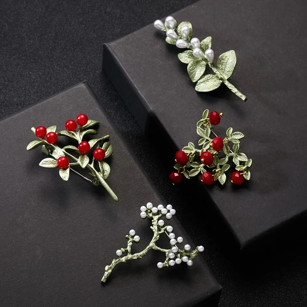 

Fashion New Arrivals Brooch Carnation Plant Flower Branch Vintage Green Corsage Dress Coat Accessories Jewelry Gift