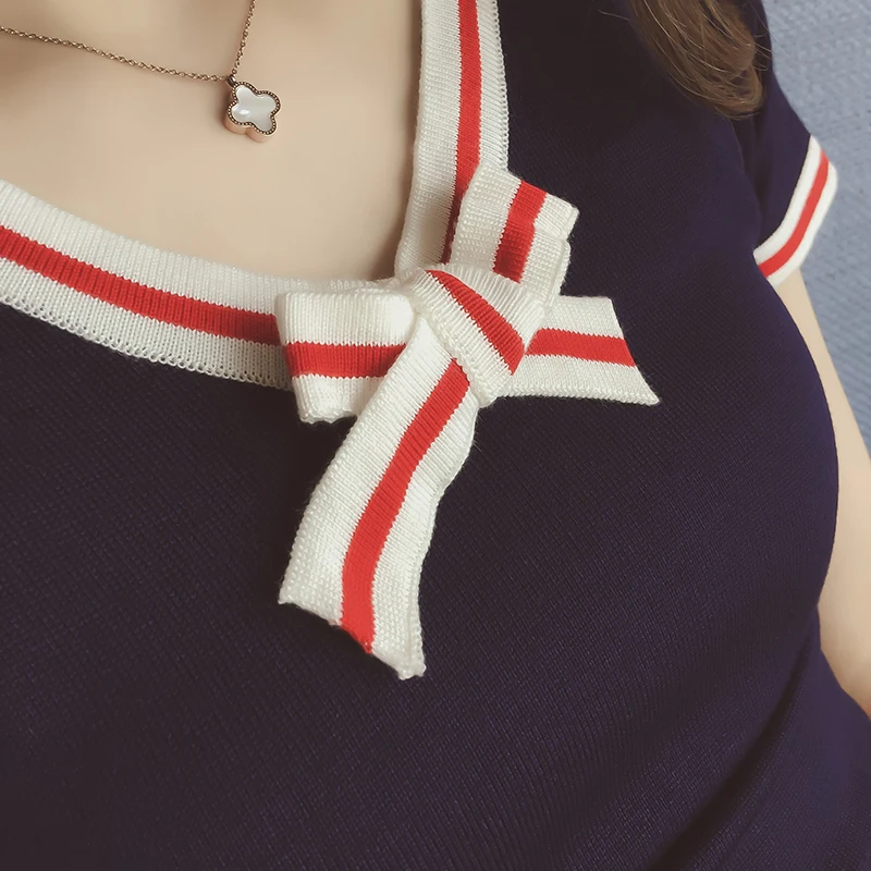 Новое трикотажное платье в стиле преппи с бантом и v образным вырезом милые