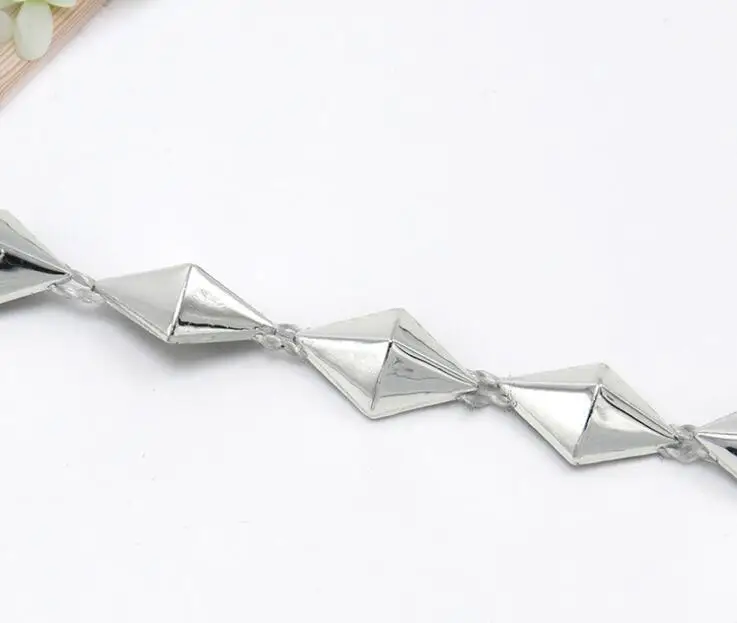 20 ярдов алмазные наконечники бусины с УФ покрытием отделка цепи для шитья Apperal Bag